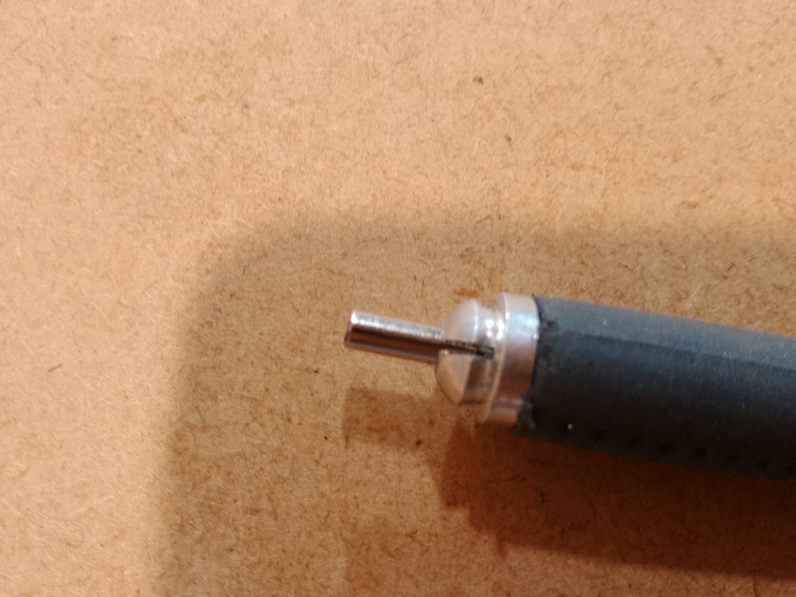 STYLO AIMANTÉ – Image 2